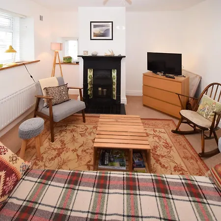 Elm Tree House *